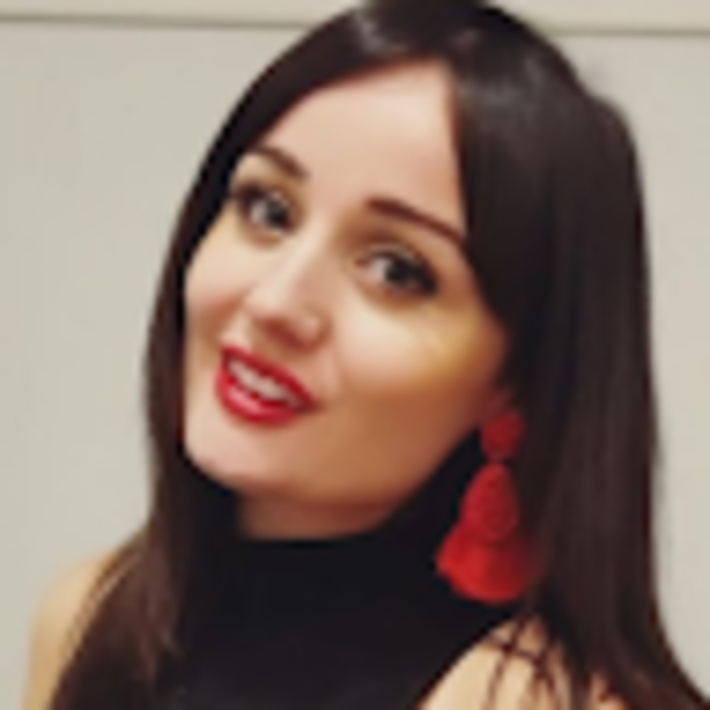 Meet your Posher, Amy